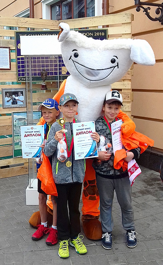 Победитель и призеры турнира «Агрик Оупен» в возрастной категории до 8 лет.