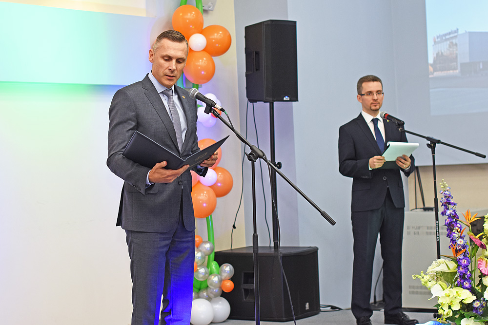 Андрей Асташевич поздравляет Белагропромбанк с днем рождения