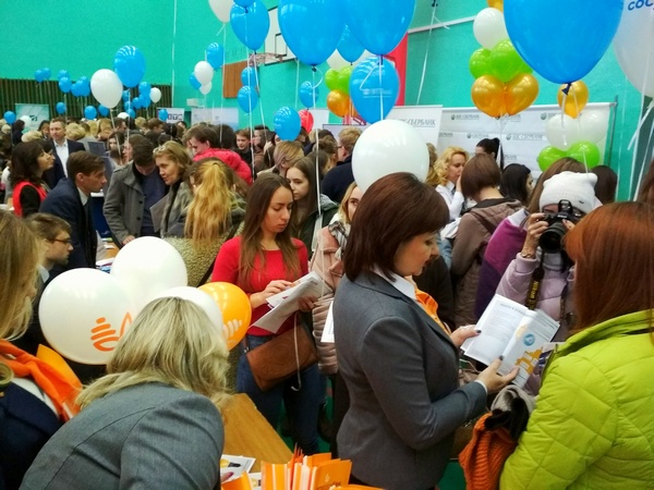 Трудоустройством в Белагропромбанке сегодня заинтересованы десятки выпускников БГЭУ.