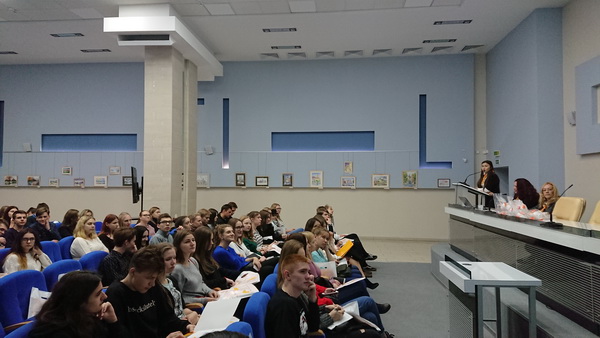 Около 100 студентов – первокурсников Факультета финансового и банковского дела БГЭУ посетили Белагропромбанк.